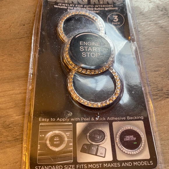 NIP bling rhinestone car accessories - Picture 2 of 3